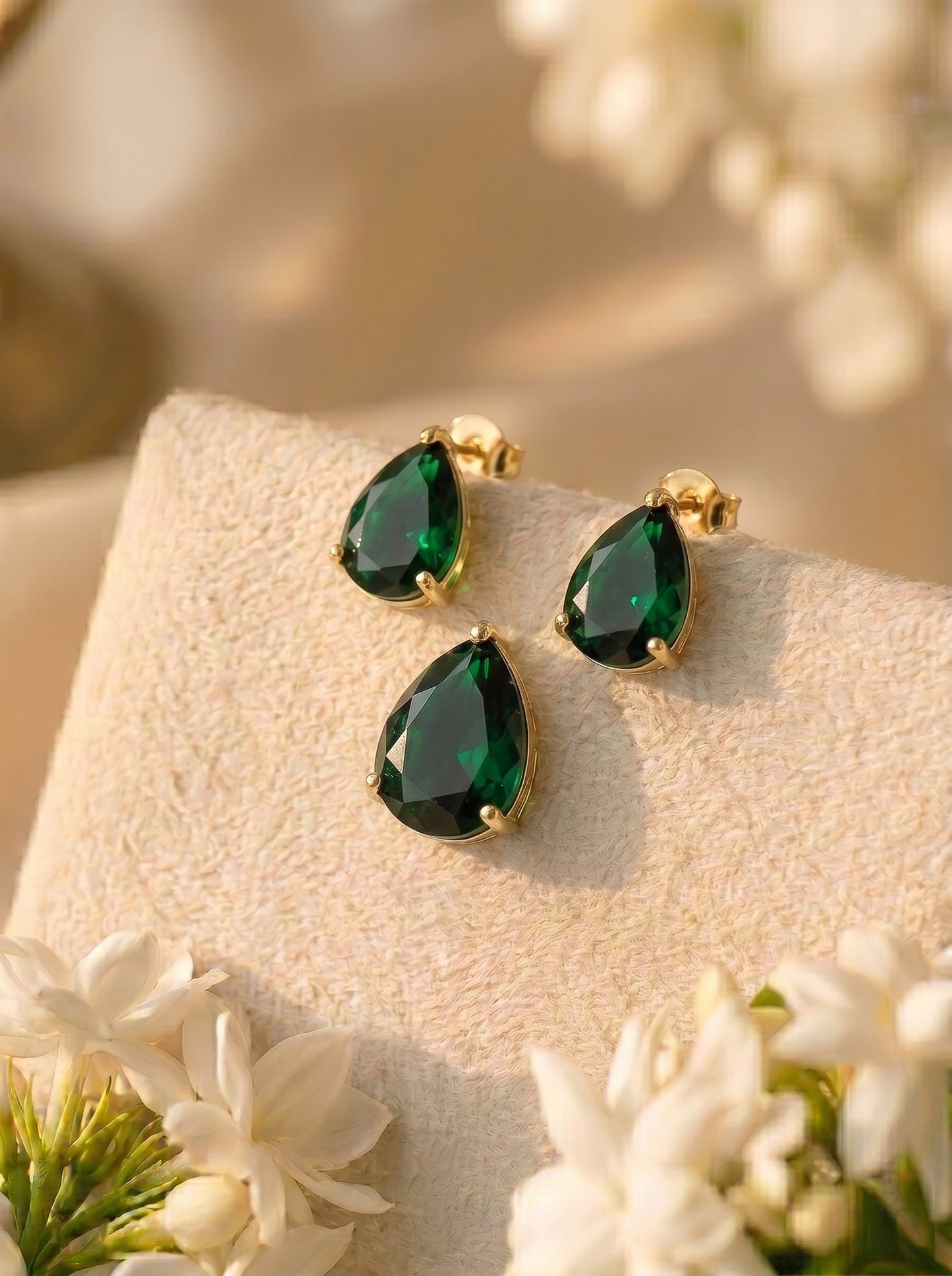 Aanya Radiance Necklace Set, comes with 5 colors (Ruby,emerald,navy blue,pastelgreen,pastel pink)