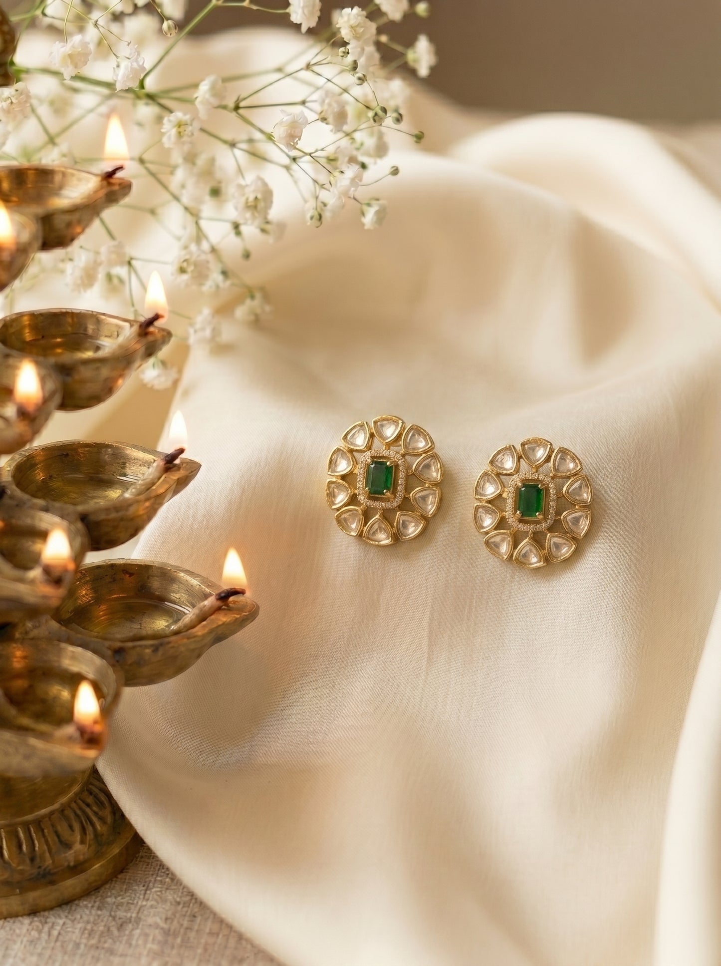 Hetal Emerald Polki Oval Studs