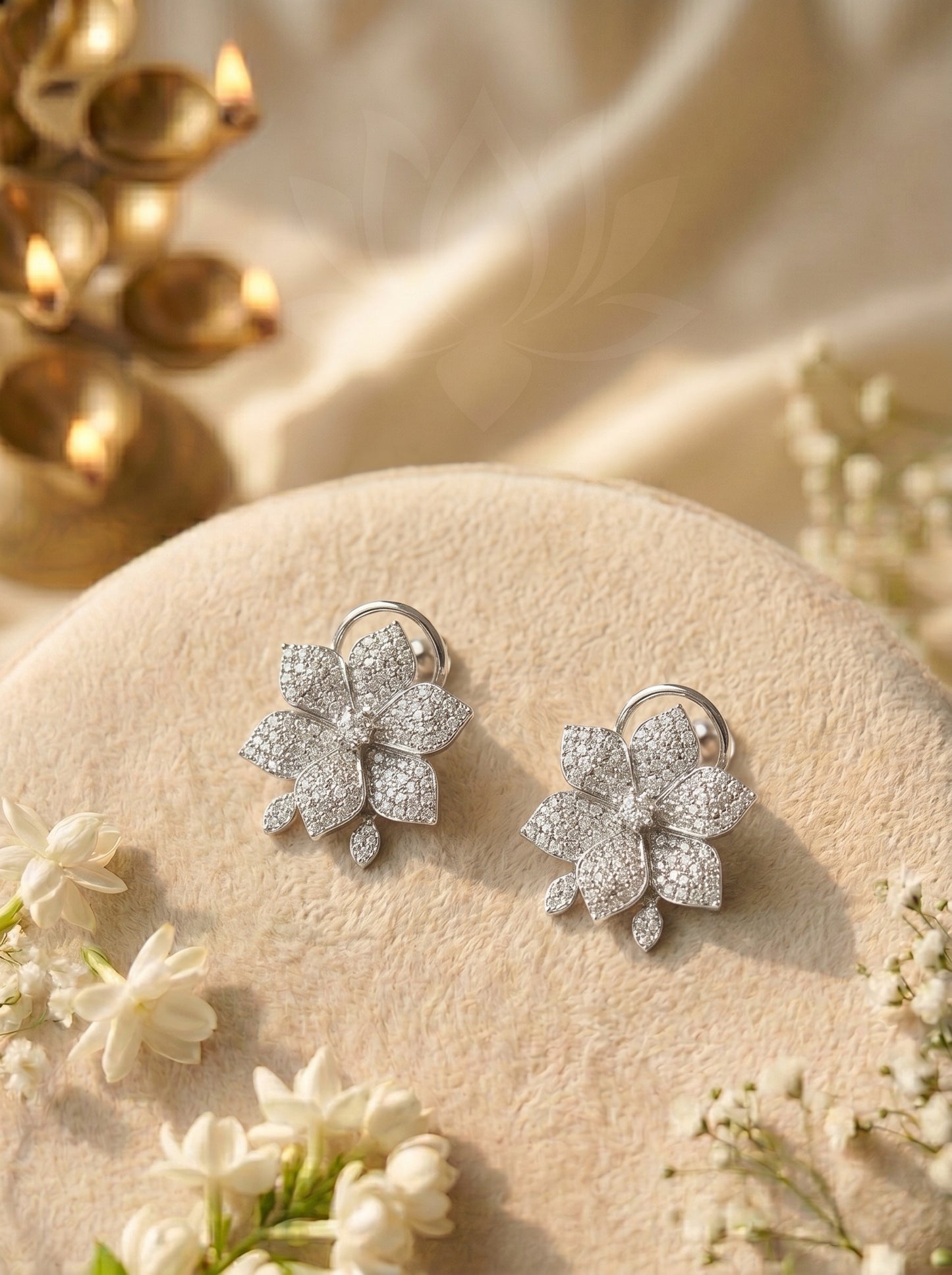 Ishani Floral Bloom Necklace Set