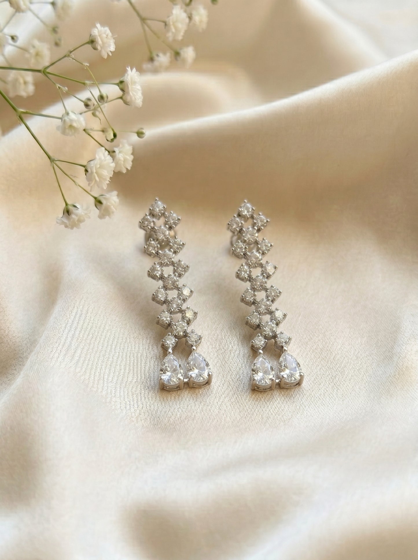 Meera Classic Diamond Drop Necklace Set