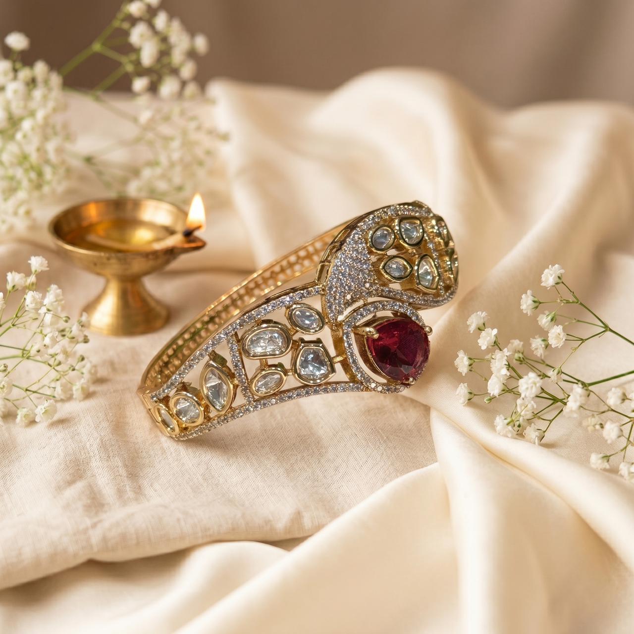Bracelets/Bangles