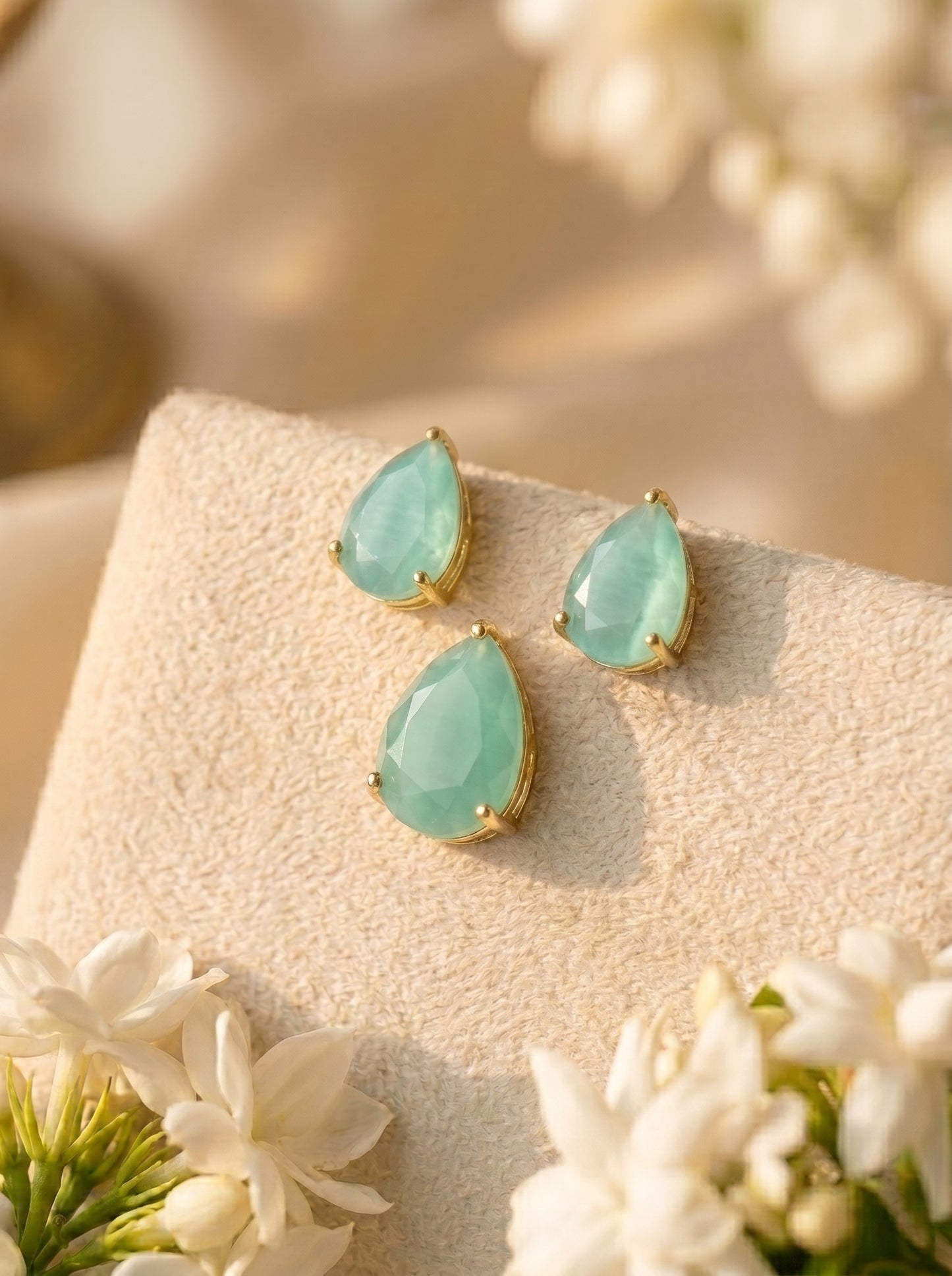 Aanya Radiance Necklace Set, comes with 5 colors (Ruby,emerald,navy blue,pastelgreen,pastel pink)