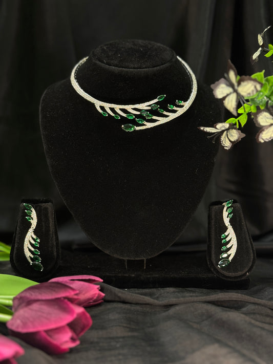 Naina Emerald Feather AD Hasli