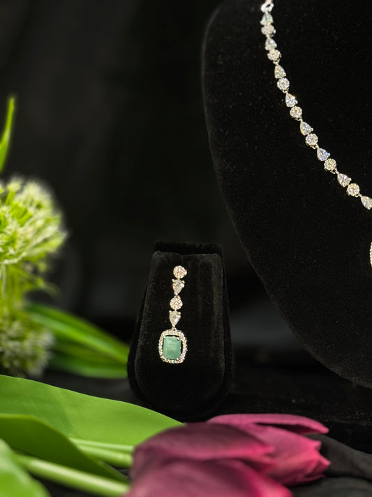 Sahana Emerald Halo AD Necklace Set