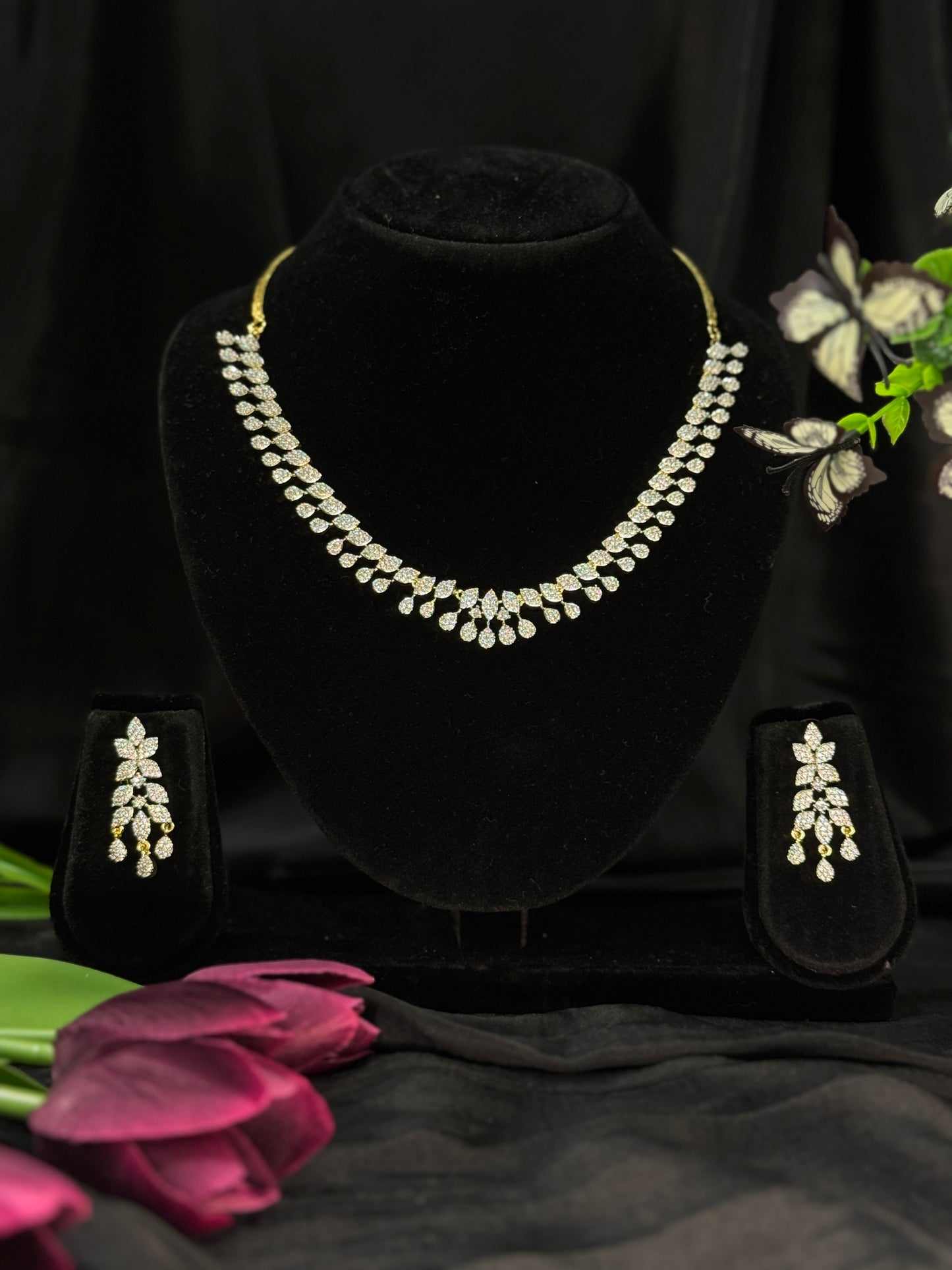 Tara Radiant Cascade AD Necklace Set