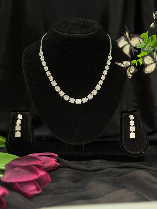 Kiara Geometric Luxe AD Necklace Set